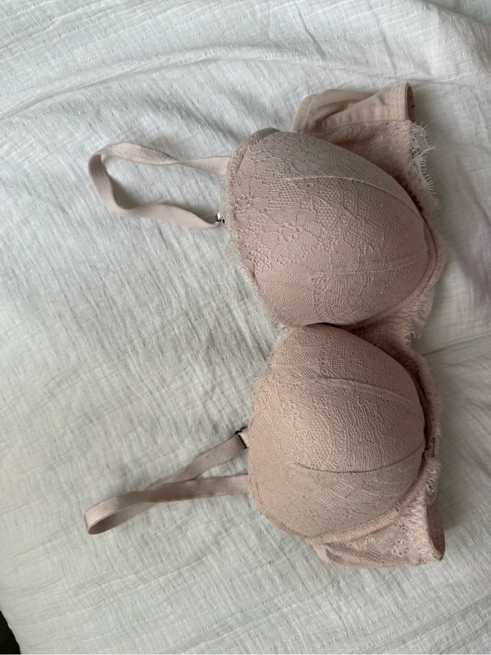 Victoria's Secret Lace Dream Angels Bra